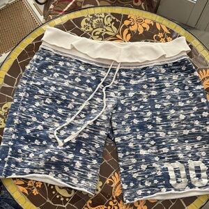 NO BOUNDARIES FLORAL PRINT SPORT SHORTS SZ: L